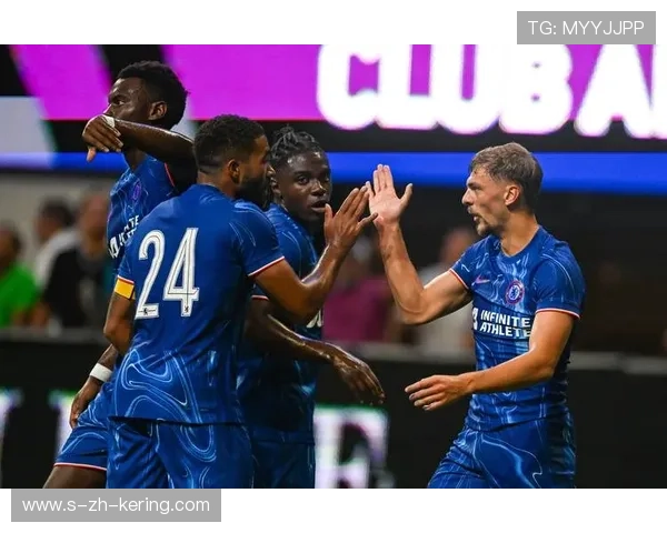 切尔西弧顶的传递让对手后防彻底失衡 切尔西弧顶的传递让对手后防彻底失衡