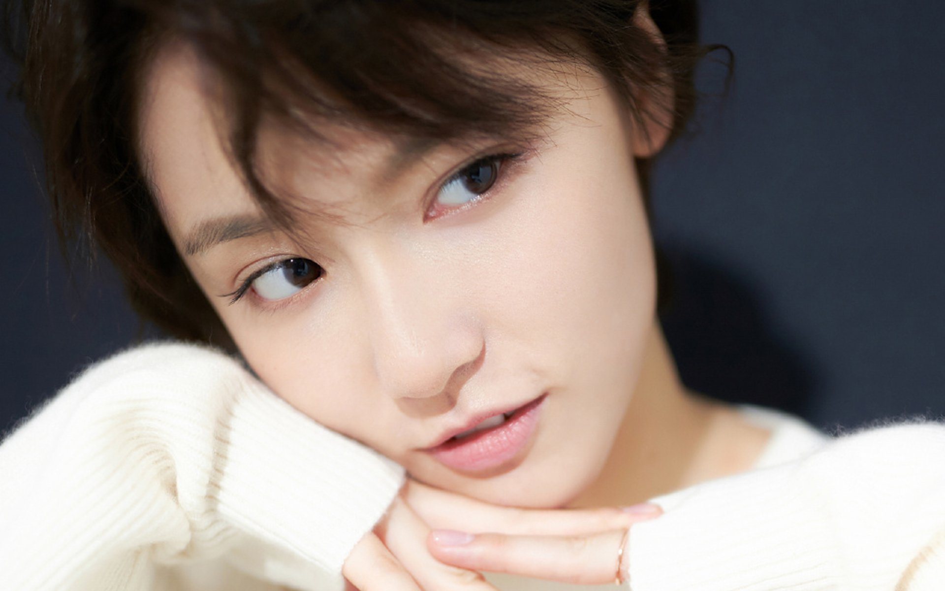 “简阳文体中心篮球赛:赛场变身绝对热力舞台”