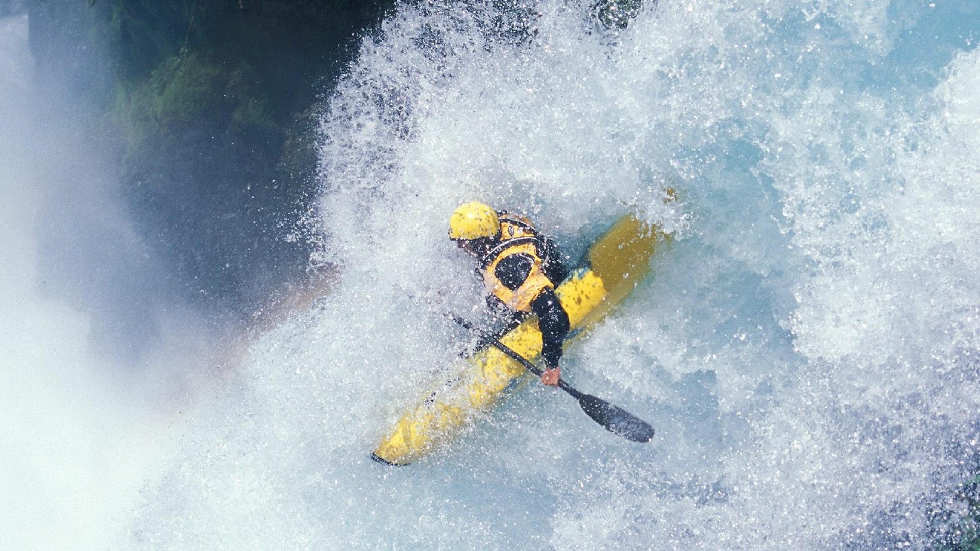 世界杯八强:法国点球大战胜英格兰 凯恩命中一球后第二球高射入夜空